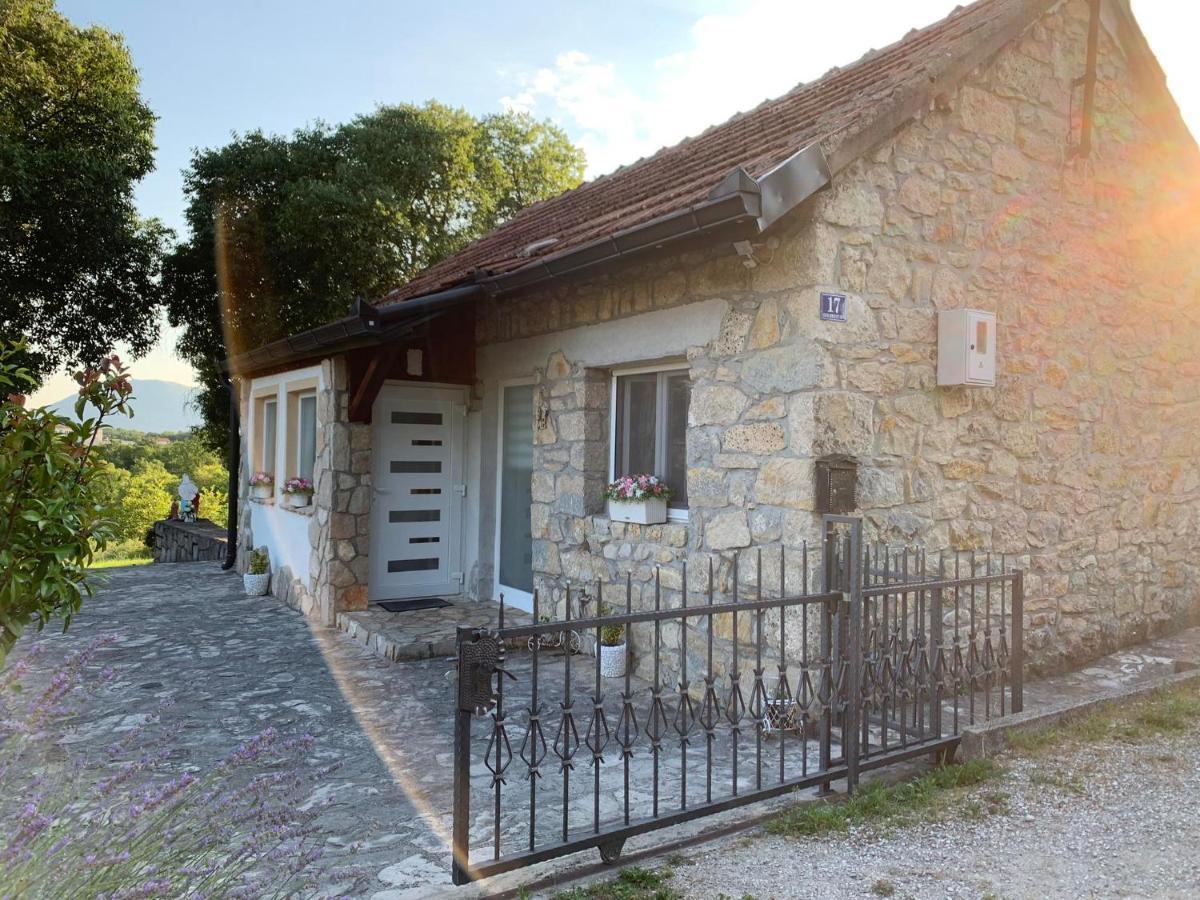 Kuca Za Iznajmljivanje Andrija Ljubuški Exterior foto